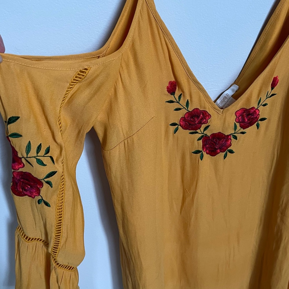 Embroidered Summer Dress - Picture 3 of 4